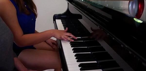  Hairy pussy eaten by her piano teacher